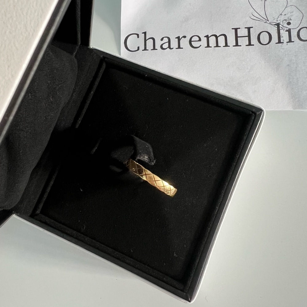 ✨ CHANEL Fine Jewelry ✨18K Yellow Gold CoCo Crush Ring size 52 (US 6) - Picture 4 of 6